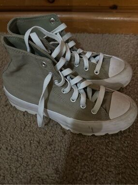 green platformed converse